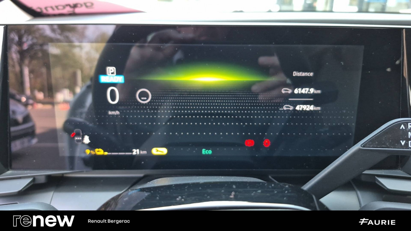 Acheter Renault Megane E-Tech Megane E-Tech EV40 130ch standard charge Equilibre 5p occasion dans les concessions du Groupe Faurie