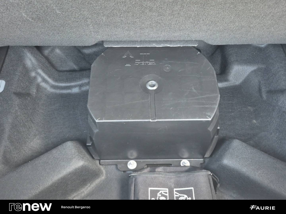 Acheter Renault Austral Austral E-Tech hybrid 200 Iconic 5p occasion dans les concessions du Groupe Faurie