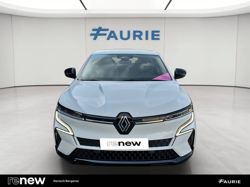 Acheter Renault Megane E-Tech Megane E-Tech EV40 130ch standard charge Equilibre 5p occasion dans les concessions du Groupe Faurie