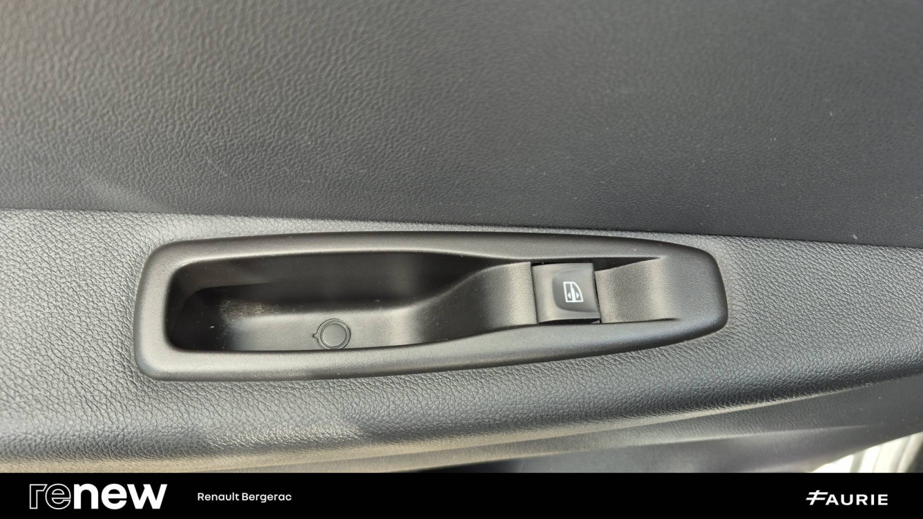 Acheter Renault Captur Captur TCe 130 FAP Intens 5p occasion dans les concessions du Groupe Faurie