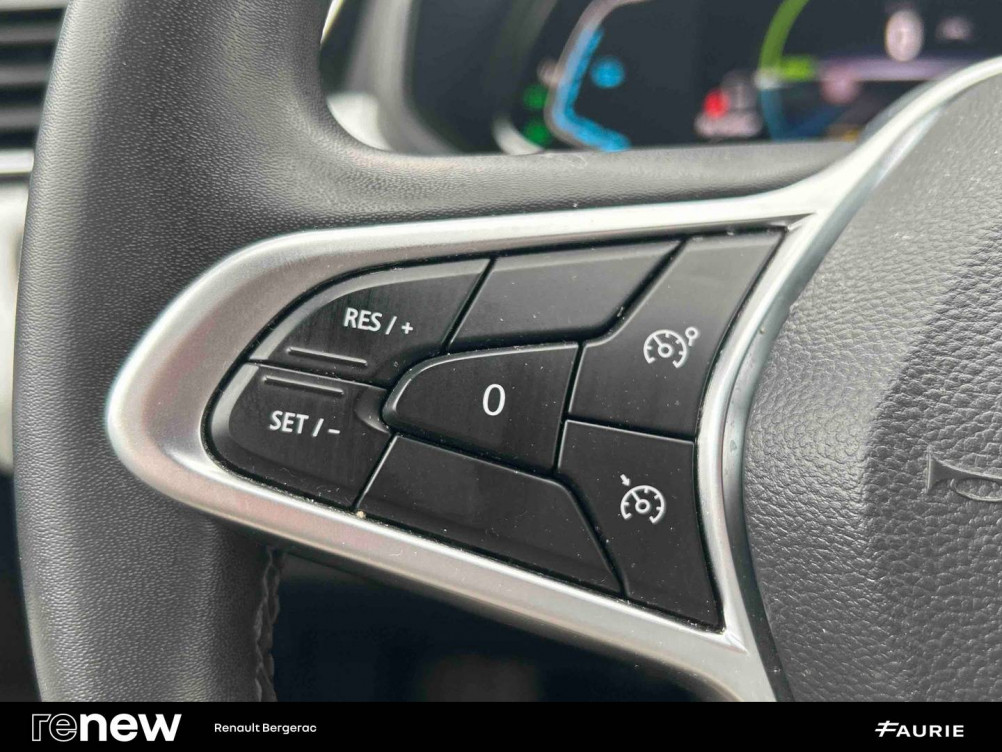Acheter Renault Clio 5 Clio E-Tech full hybrid 145 Techno 5p occasion dans les concessions du Groupe Faurie