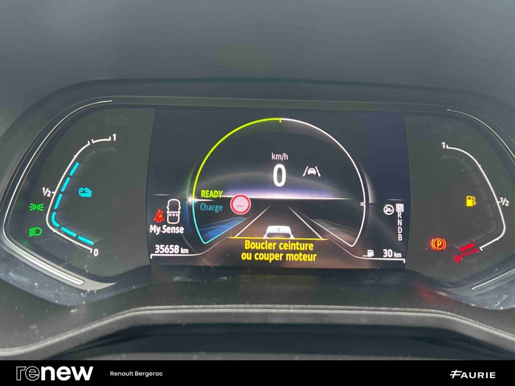 Acheter Renault Clio 5 Clio E-Tech full hybrid 145 Techno 5p occasion dans les concessions du Groupe Faurie