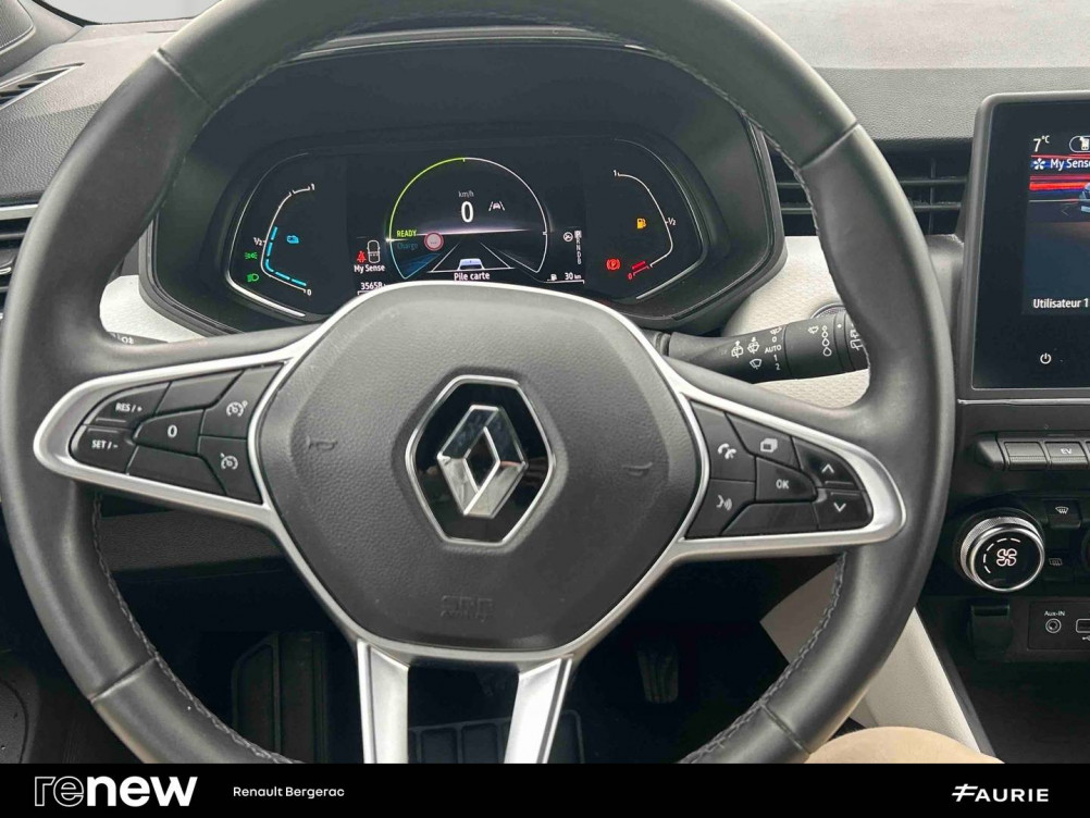 Acheter Renault Clio 5 Clio E-Tech full hybrid 145 Techno 5p occasion dans les concessions du Groupe Faurie