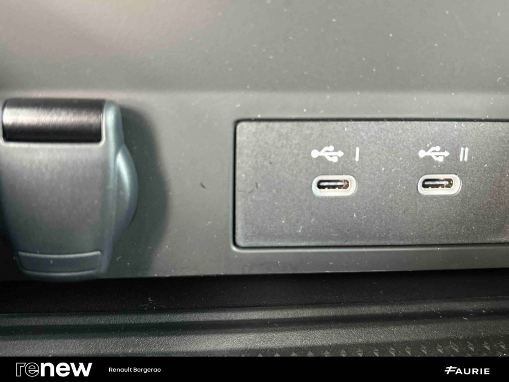 Acheter Renault Captur 2 Captur E-Tech full hybrid 145 ch Techno 5p occasion dans les concessions du Groupe Faurie