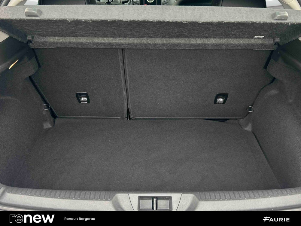 Acheter Renault Megane 4 Mégane IV Berline TCe 140 FAP Intens 5p occasion dans les concessions du Groupe Faurie