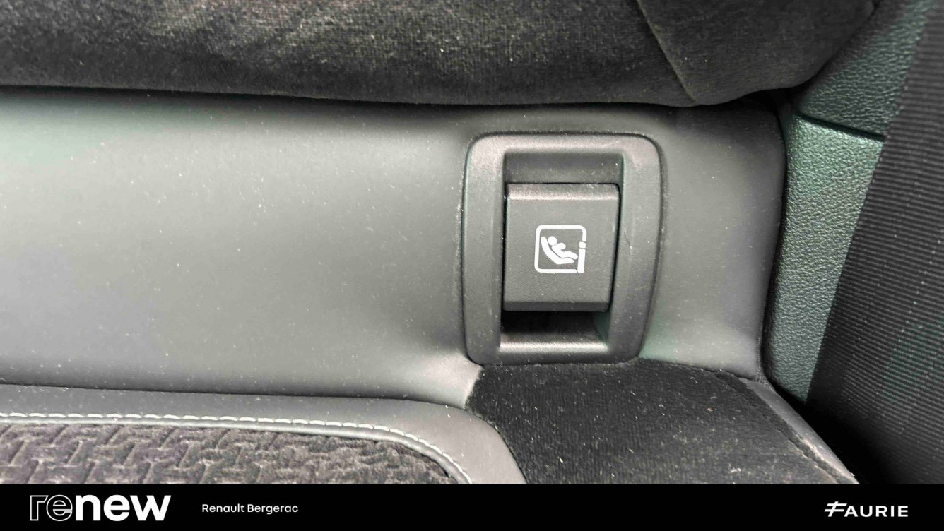 Acheter Renault Megane 4 Mégane IV Berline TCe 140 FAP Intens 5p occasion dans les concessions du Groupe Faurie