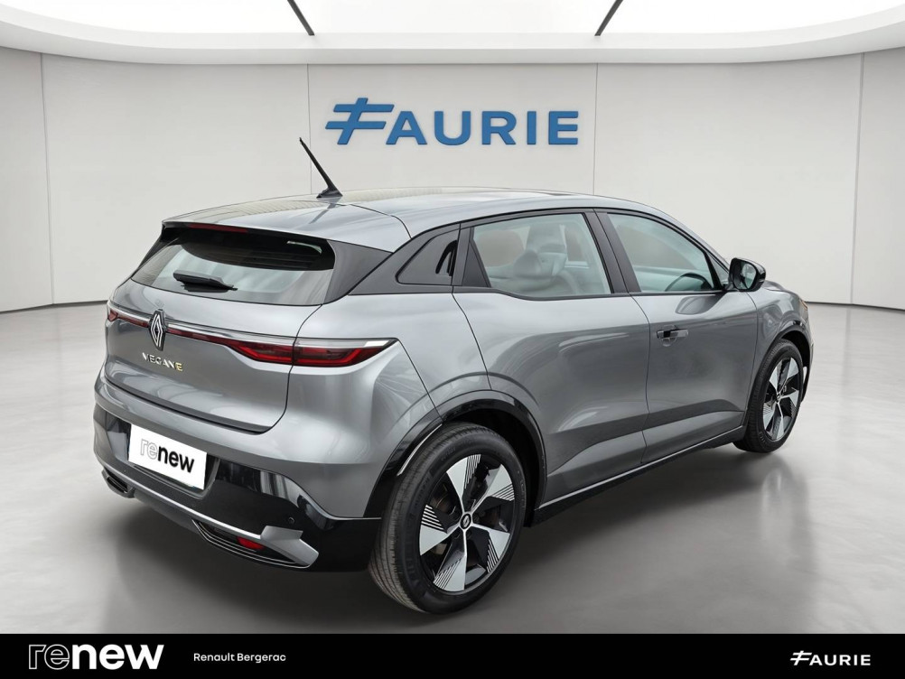 Acheter Renault Megane E-Tech Megane E-Tech EV40 130ch standard charge Equilibre 5p occasion dans les concessions du Groupe Faurie