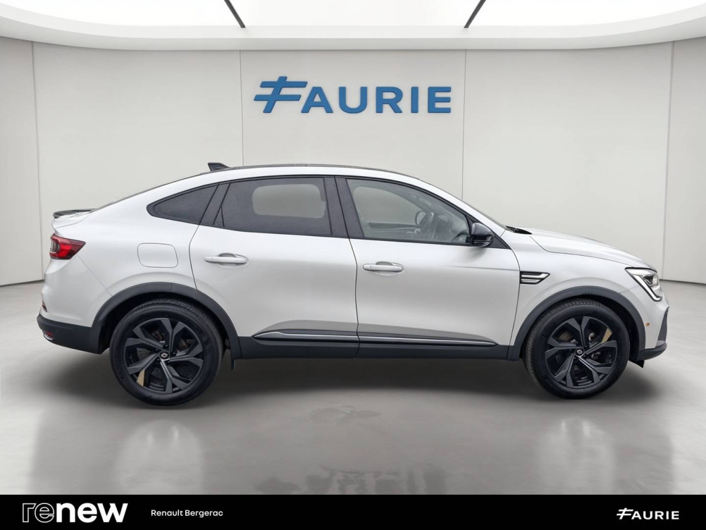Acheter Renault Arkana Arkana E-Tech hybride 145 - 22 Engineered 5p occasion dans les concessions du Groupe Faurie
