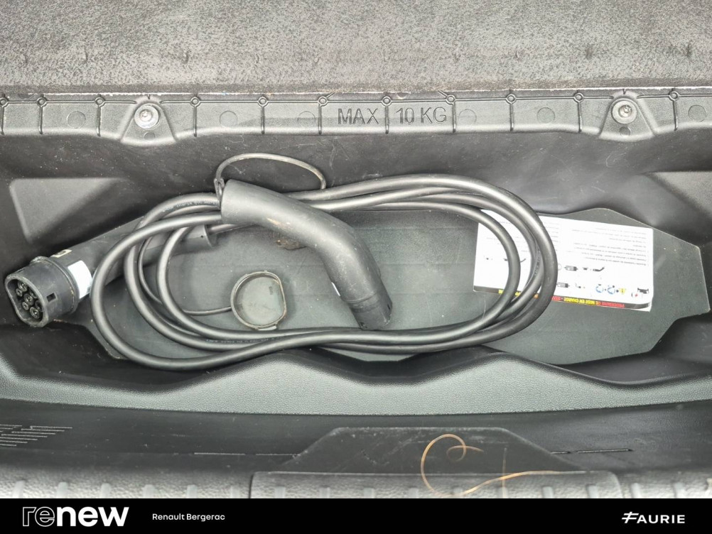 Acheter Renault Megane E-Tech Megane E-Tech EV40 130ch standard charge Equilibre 5p occasion dans les concessions du Groupe Faurie