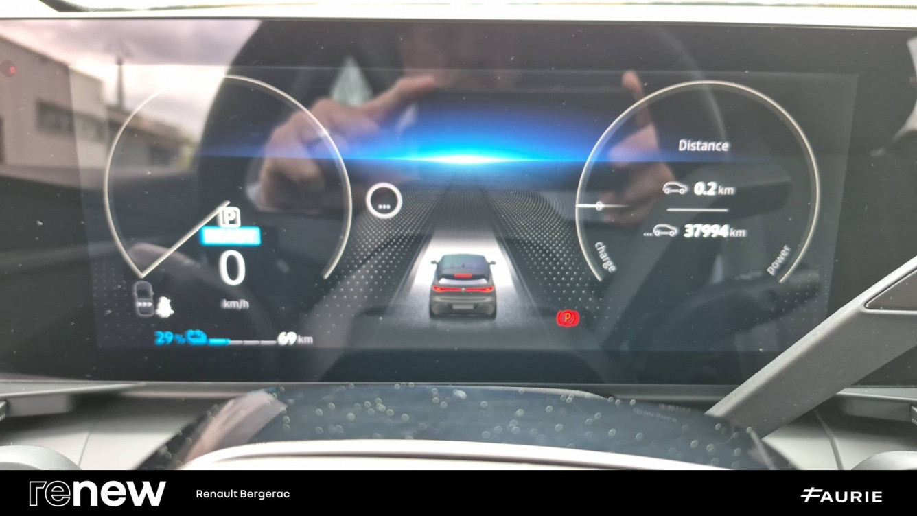 Acheter Renault Megane E-Tech Megane E-Tech EV40 130ch standard charge Equilibre 5p occasion dans les concessions du Groupe Faurie