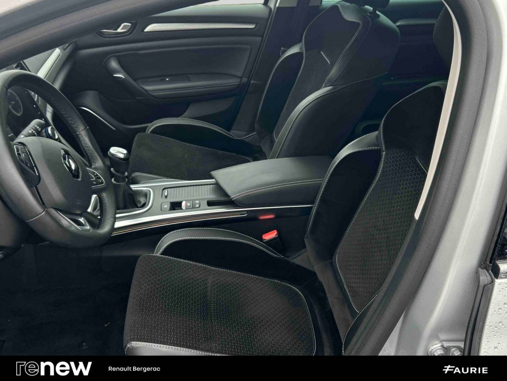Acheter Renault Megane 4 Mégane IV Berline TCe 140 FAP Intens 5p occasion dans les concessions du Groupe Faurie