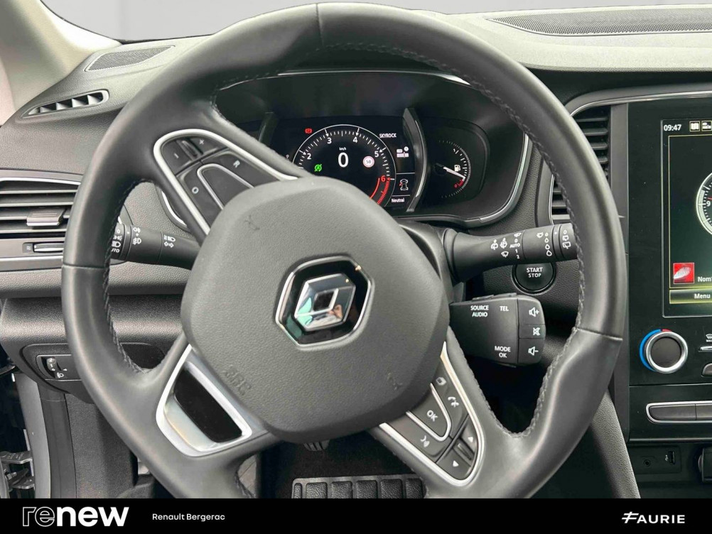 Acheter Renault Megane 4 Mégane IV Berline TCe 140 FAP Intens 5p occasion dans les concessions du Groupe Faurie