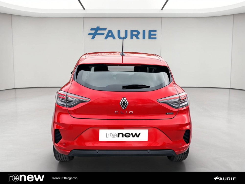 Acheter Renault Clio 5 Clio E-Tech full hybrid 145 Evolution 5p occasion dans les concessions du Groupe Faurie