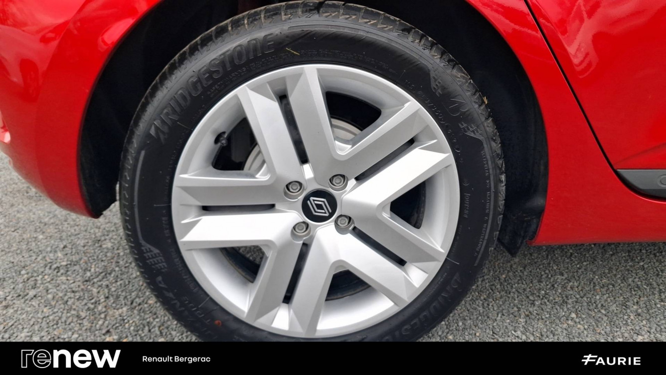Acheter Renault Clio 5 Clio E-Tech full hybrid 145 Evolution 5p occasion dans les concessions du Groupe Faurie