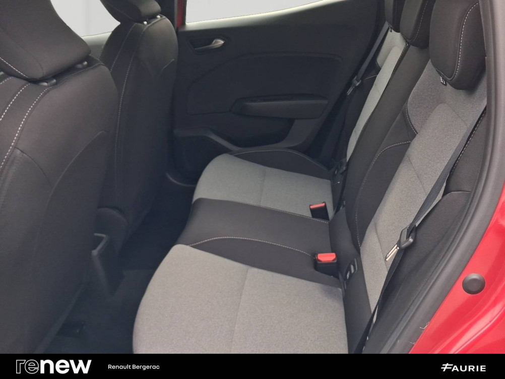 Acheter Renault Clio 5 Clio E-Tech full hybrid 145 Evolution 5p occasion dans les concessions du Groupe Faurie