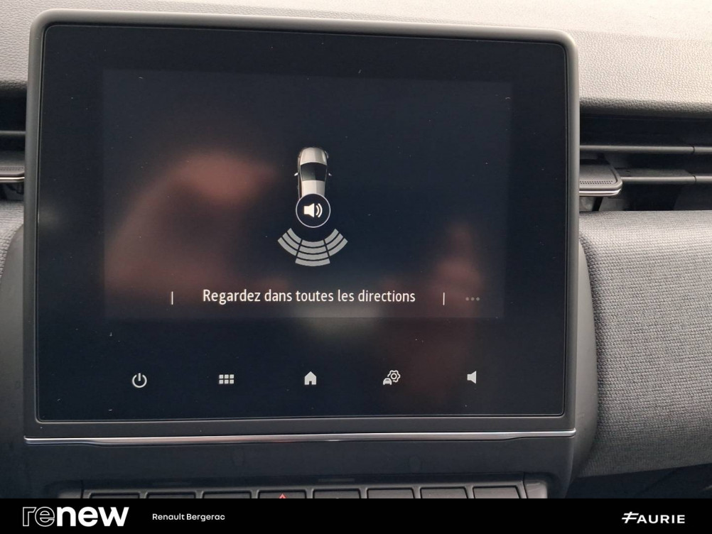 Acheter Renault Clio 5 Clio E-Tech full hybrid 145 Evolution 5p occasion dans les concessions du Groupe Faurie