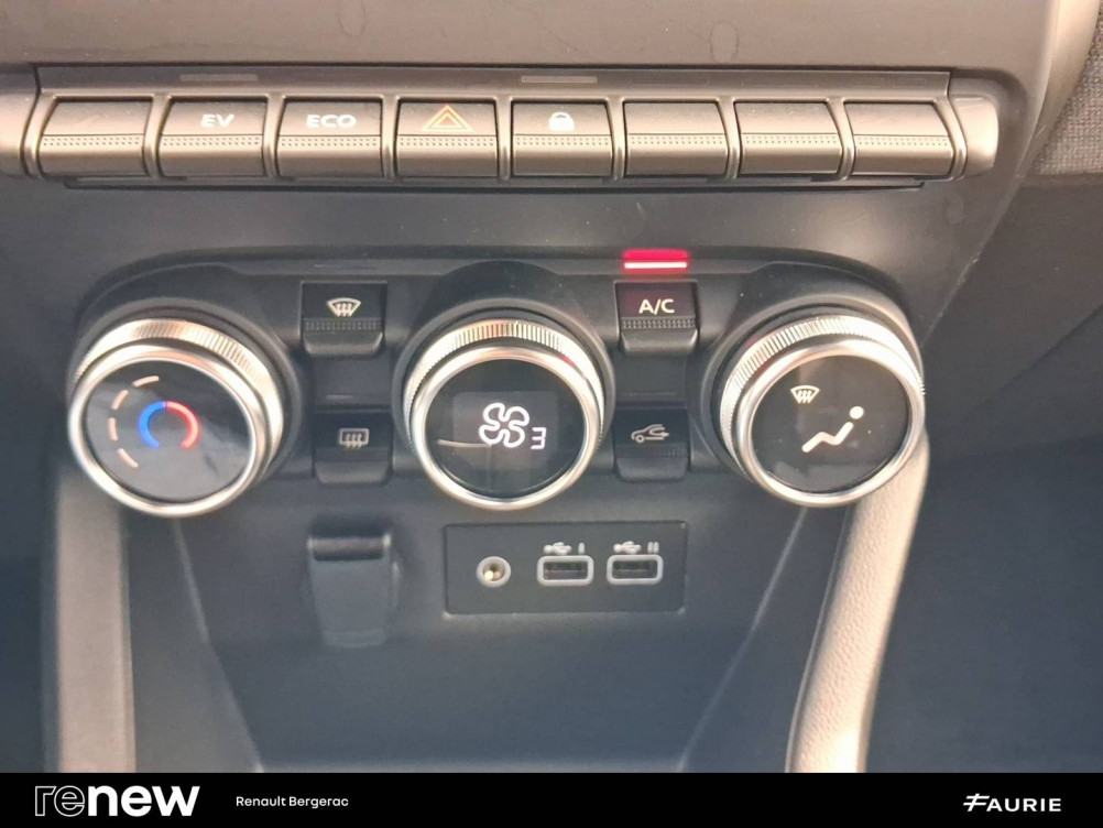 Acheter Renault Clio 5 Clio E-Tech full hybrid 145 Evolution 5p occasion dans les concessions du Groupe Faurie