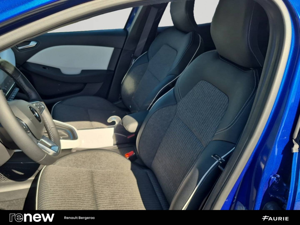 Acheter Renault Clio 5 Clio E-Tech full hybrid 145 Techno 5p occasion dans les concessions du Groupe Faurie