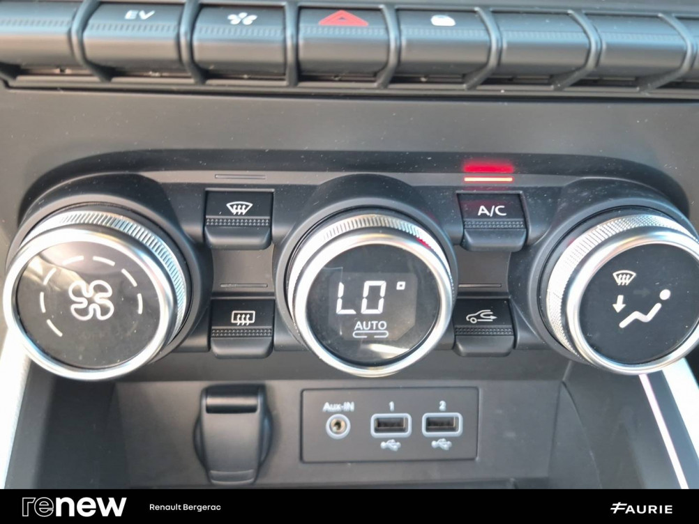 Acheter Renault Clio 5 Clio E-Tech full hybrid 145 Techno 5p occasion dans les concessions du Groupe Faurie
