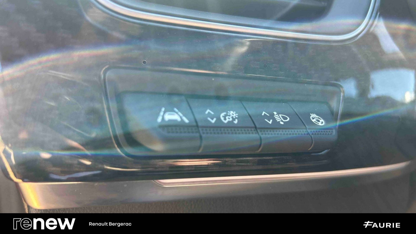 Acheter Renault Arkana Arkana E-Tech 145 - 21B R.S. Line 5p occasion dans les concessions du Groupe Faurie