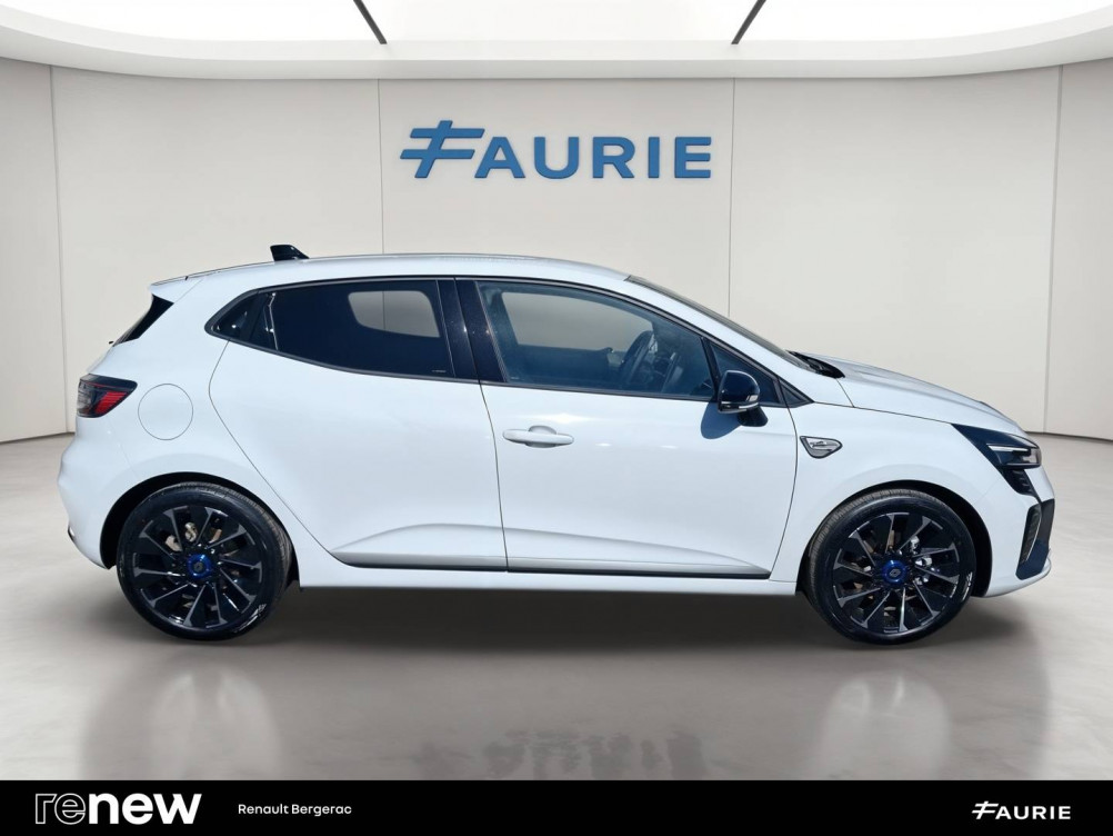 Acheter Renault Clio 5 Clio E-Tech full hybrid 145 ch GSR2 Esprit Alpine 5p occasion dans les concessions du Groupe Faurie