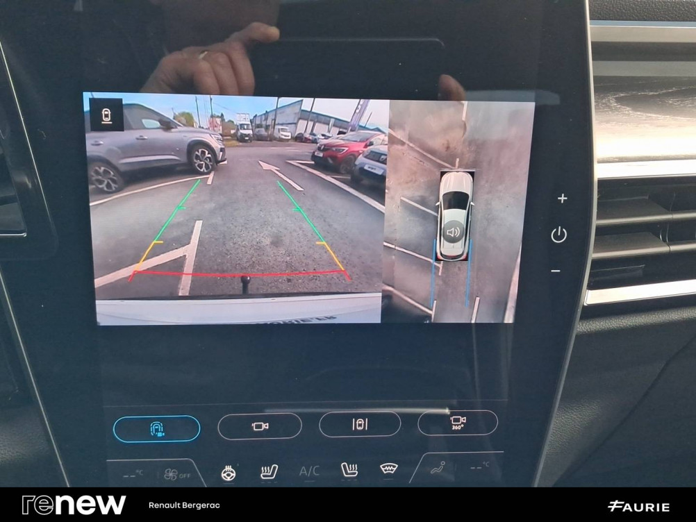 Acheter Renault Austral Austral E-Tech hybrid 200 Iconic 5p occasion dans les concessions du Groupe Faurie