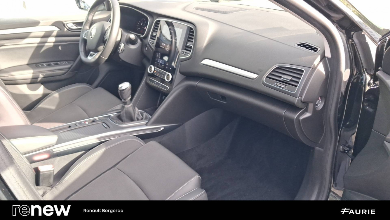 Acheter Renault Megane 4 Mégane IV Berline Blue dCi 115 Intens 5p occasion dans les concessions du Groupe Faurie