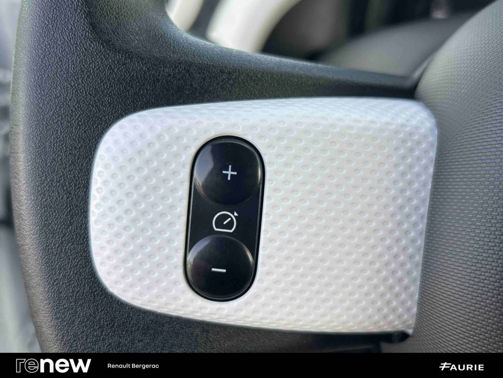 Acheter Renault Twingo Electrique Twingo III Achat Intégral Life 5p occasion dans les concessions du Groupe Faurie