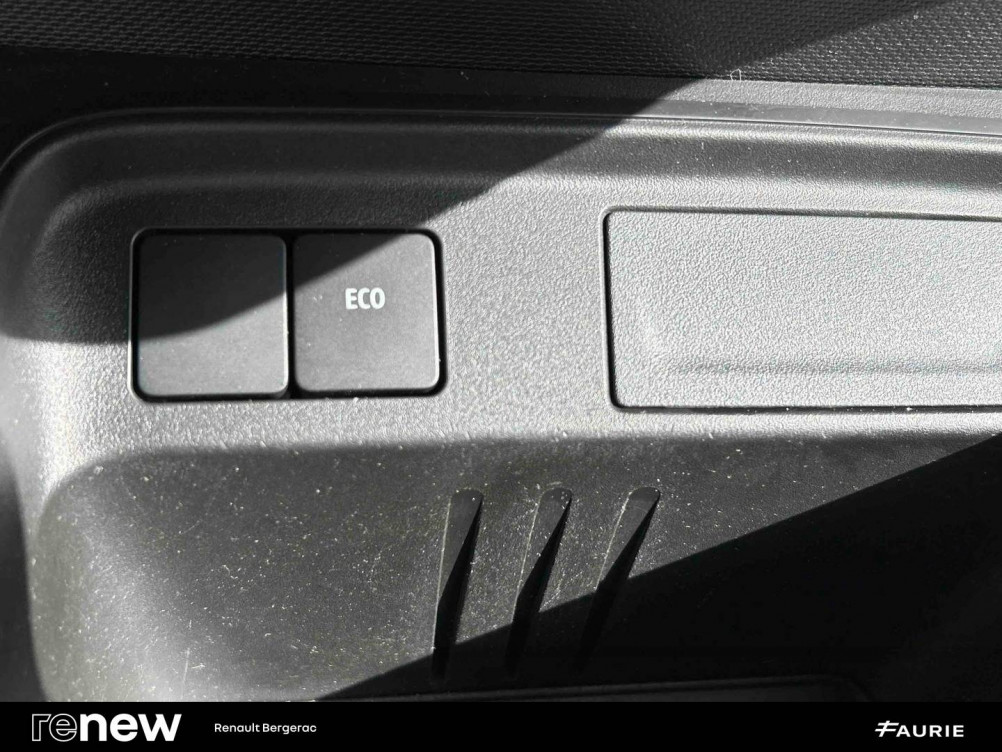 Acheter Renault Twingo Electrique Twingo III Achat Intégral Life 5p occasion dans les concessions du Groupe Faurie