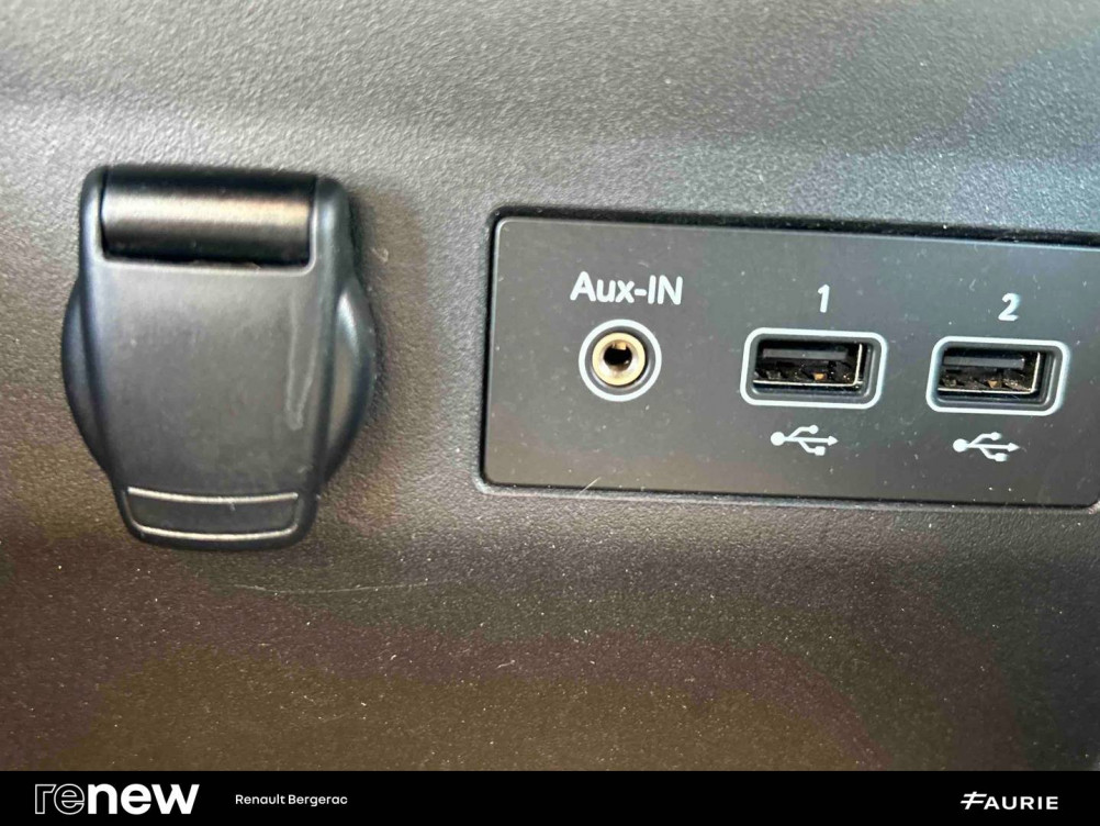 Acheter Renault Clio 5 Clio E-Tech 140 - 21N Limited 5p occasion dans les concessions du Groupe Faurie