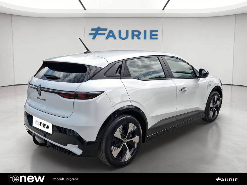 Acheter Renault Megane E-Tech Megane E-Tech EV40 130ch boost charge Equilibre 5p occasion dans les concessions du Groupe Faurie