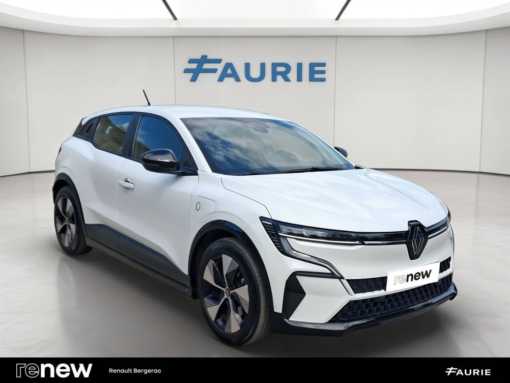 Acheter Renault Megane E-Tech Megane E-Tech EV40 130ch boost charge Equilibre 5p occasion dans les concessions du Groupe Faurie