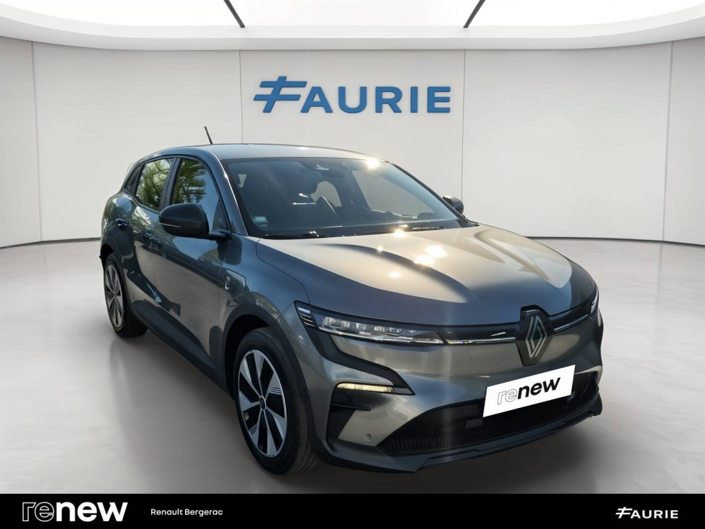 Acheter Renault Megane E-Tech Megane E-Tech EV60 130ch optimum charge Evolution ER 5p occasion dans les concessions du Groupe Faurie