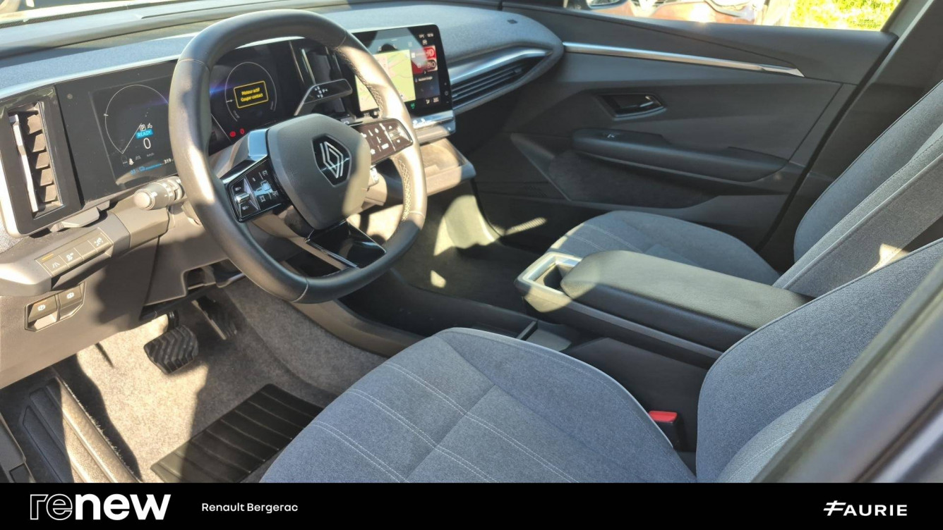 Acheter Renault Megane E-Tech Megane E-Tech EV60 130ch optimum charge Evolution ER 5p occasion dans les concessions du Groupe Faurie