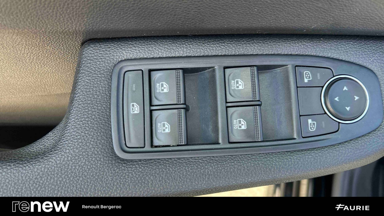 Acheter Renault Clio 5 Clio E-Tech 140 - 21N Limited 5p occasion dans les concessions du Groupe Faurie