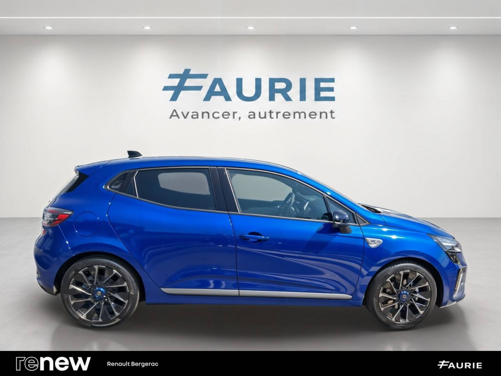 Acheter Renault Clio 5 Clio E-Tech full hybrid 145 Esprit Alpine 5p occasion dans les concessions du Groupe Faurie