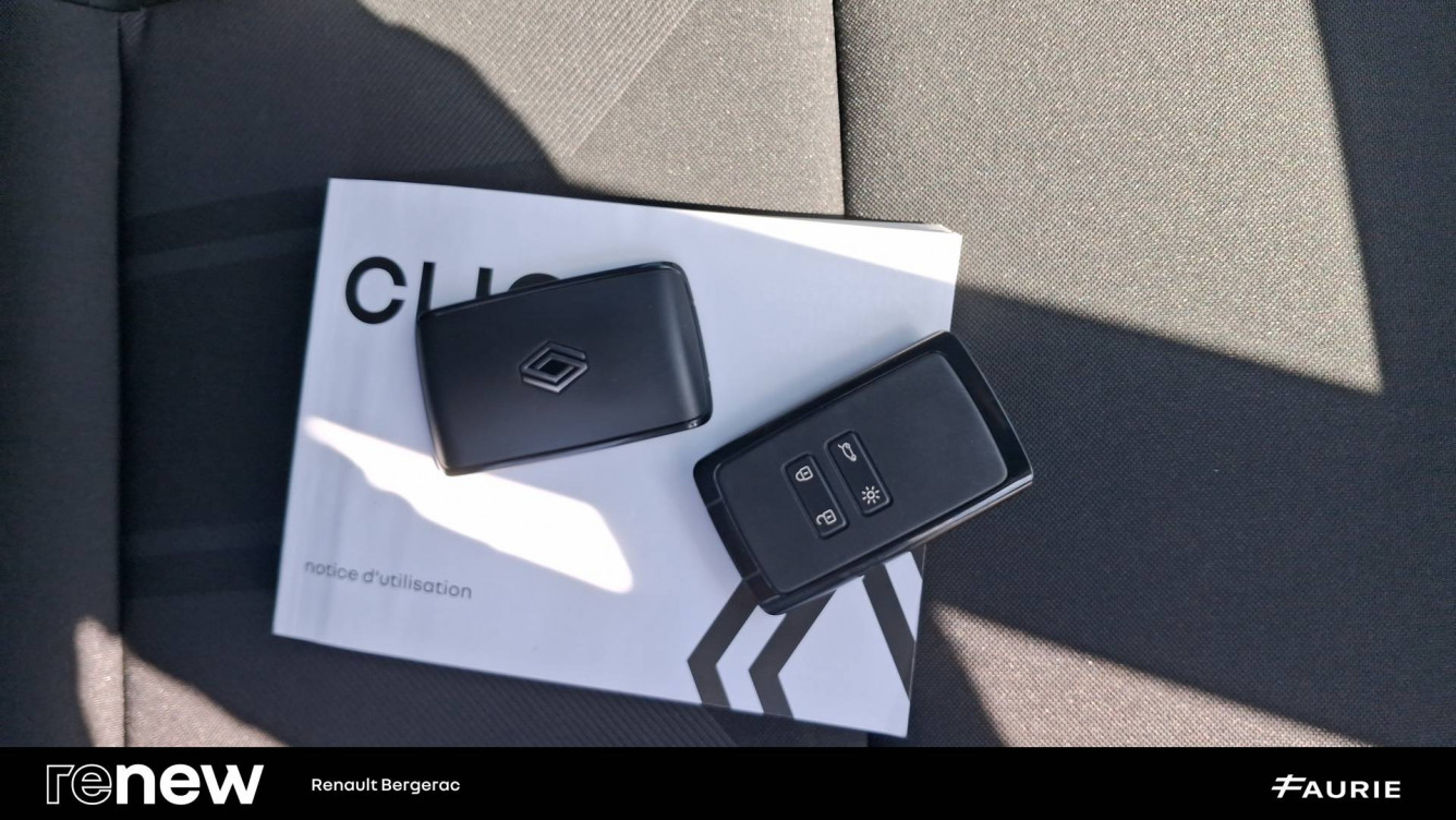 Acheter Renault Clio 5 Clio E-Tech full hybrid 145 Esprit Alpine 5p occasion dans les concessions du Groupe Faurie