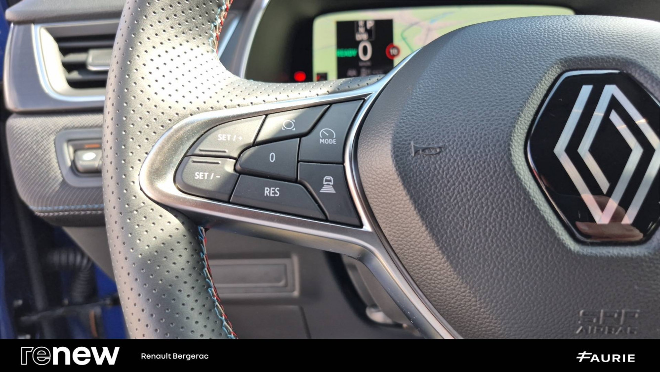 Acheter Renault Captur 2 Captur E-Tech full hybrid 145 ch esprit Alpine 5p occasion dans les concessions du Groupe Faurie