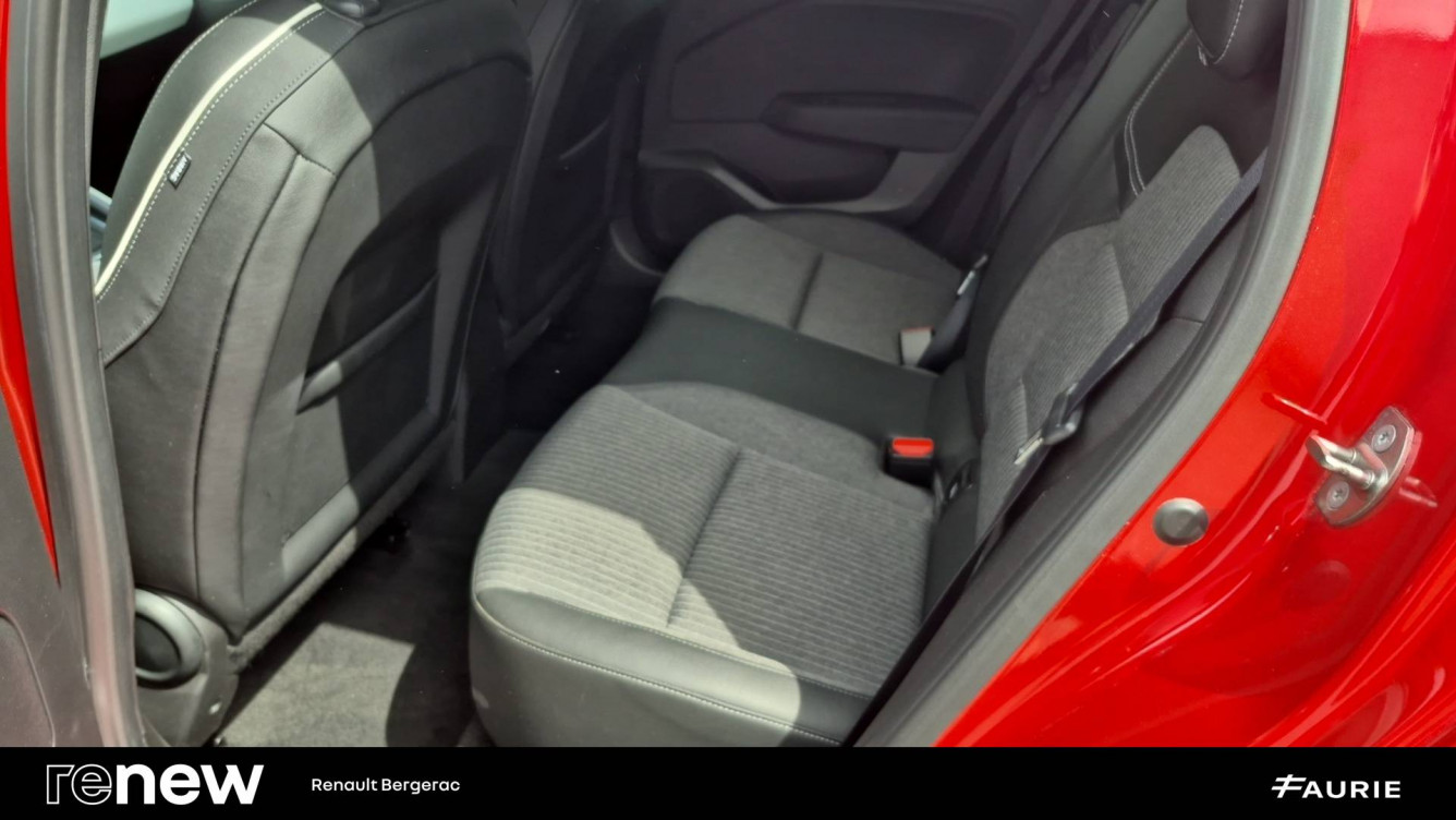 Acheter Renault Clio 5 Clio E-Tech hybride 145 Techno 5p occasion dans les concessions du Groupe Faurie