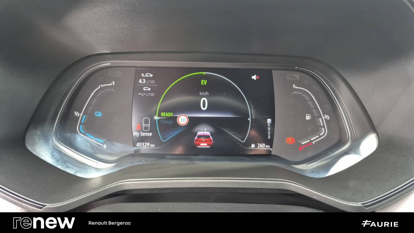 Acheter Renault Clio 5 Clio E-Tech hybride 145 Techno 5p occasion dans les concessions du Groupe Faurie