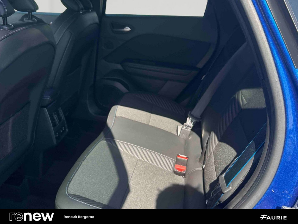 Acheter Renault Captur 2 Captur E-Tech full hybrid 145 ch esprit Alpine 5p occasion dans les concessions du Groupe Faurie