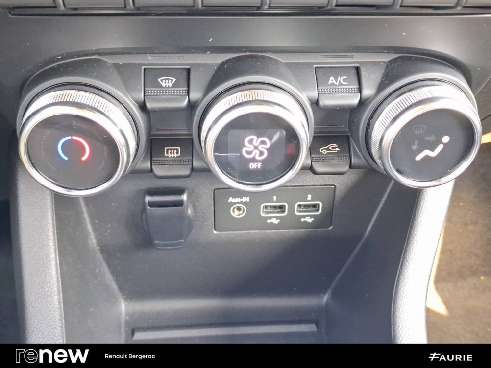 Acheter Renault Clio 5 Clio E-Tech 140 - 21N Business 5p occasion dans les concessions du Groupe Faurie