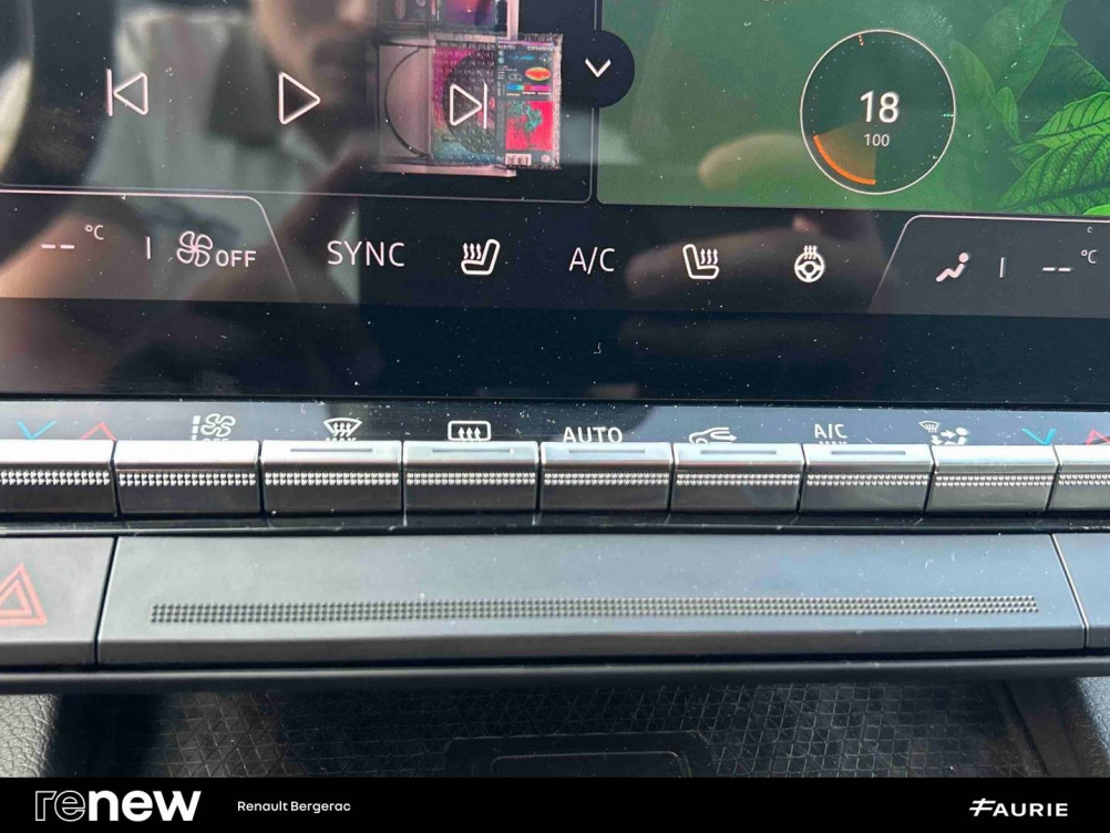 Acheter Renault Megane E-Tech Megane E-Tech EV60 220 ch super charge Techno 5p occasion dans les concessions du Groupe Faurie