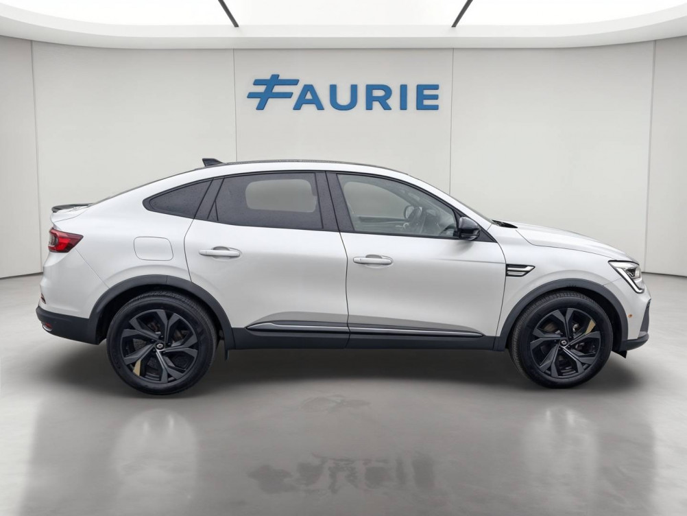 Acheter Renault Arkana Arkana E-Tech hybride 145 - 22 Engineered 5p occasion dans les concessions du Groupe Faurie