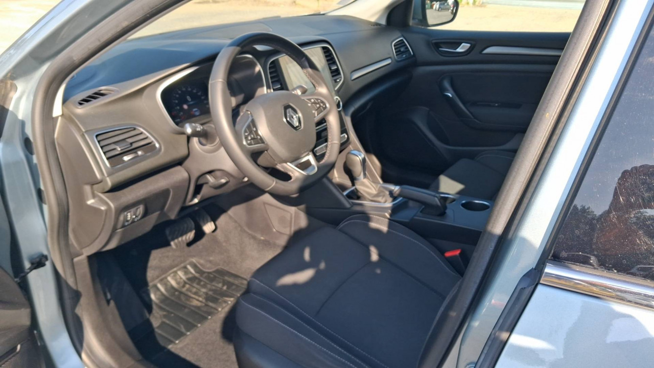 Acheter Renault Megane 4 Mégane IV Berline Blue dCi 115 EDC Business 5p occasion dans les concessions du Groupe Faurie