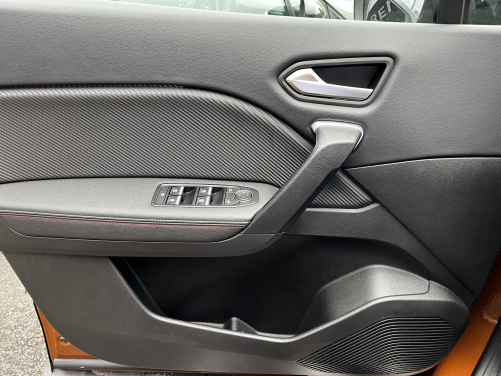 Acheter Renault Captur 2 Captur E-Tech 145 - 21 R.S. Line 5p occasion dans les concessions du Groupe Faurie