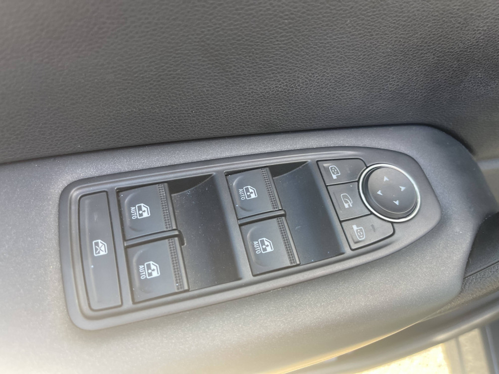 Acheter Renault Captur 2 Captur TCe 140 - 21 Zen 5p occasion dans les concessions du Groupe Faurie