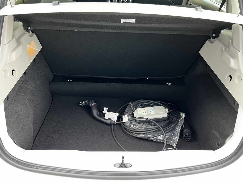 Acheter Renault Zoe Zoe R110 Achat Intégral Life 5p occasion dans les concessions du Groupe Faurie