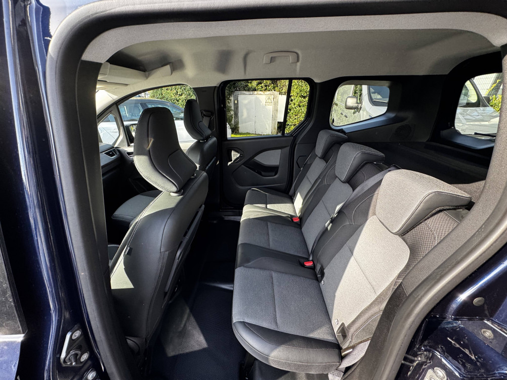 Acheter Renault Kangoo 3 Kangoo Blue dCi 95 Techno 5p occasion dans les concessions du Groupe Faurie