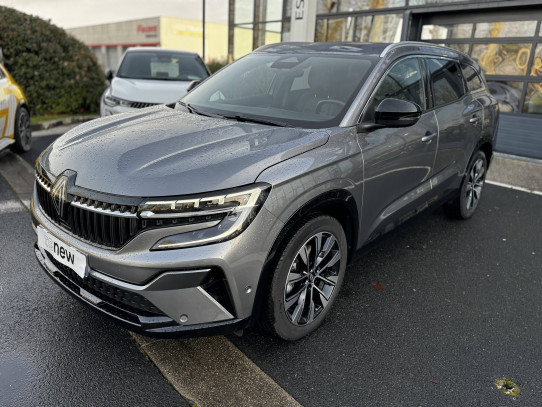Acheter Renault Espace 6 Espace E-Tech hybrid 200 Techno 5p occasion dans les concessions du Groupe Faurie